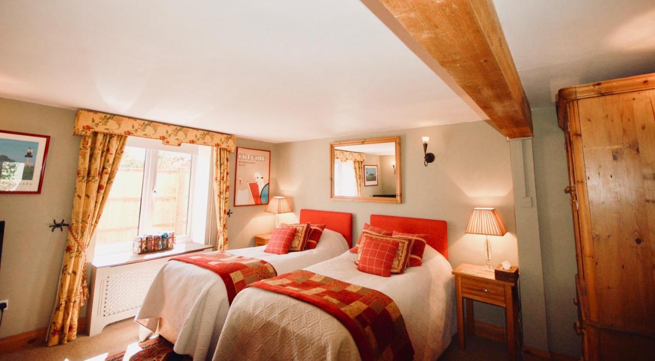 The Old Forge Bed & Breakfast East Kennett Ngoại thất bức ảnh